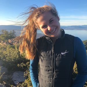 Meet your Posher, Becca